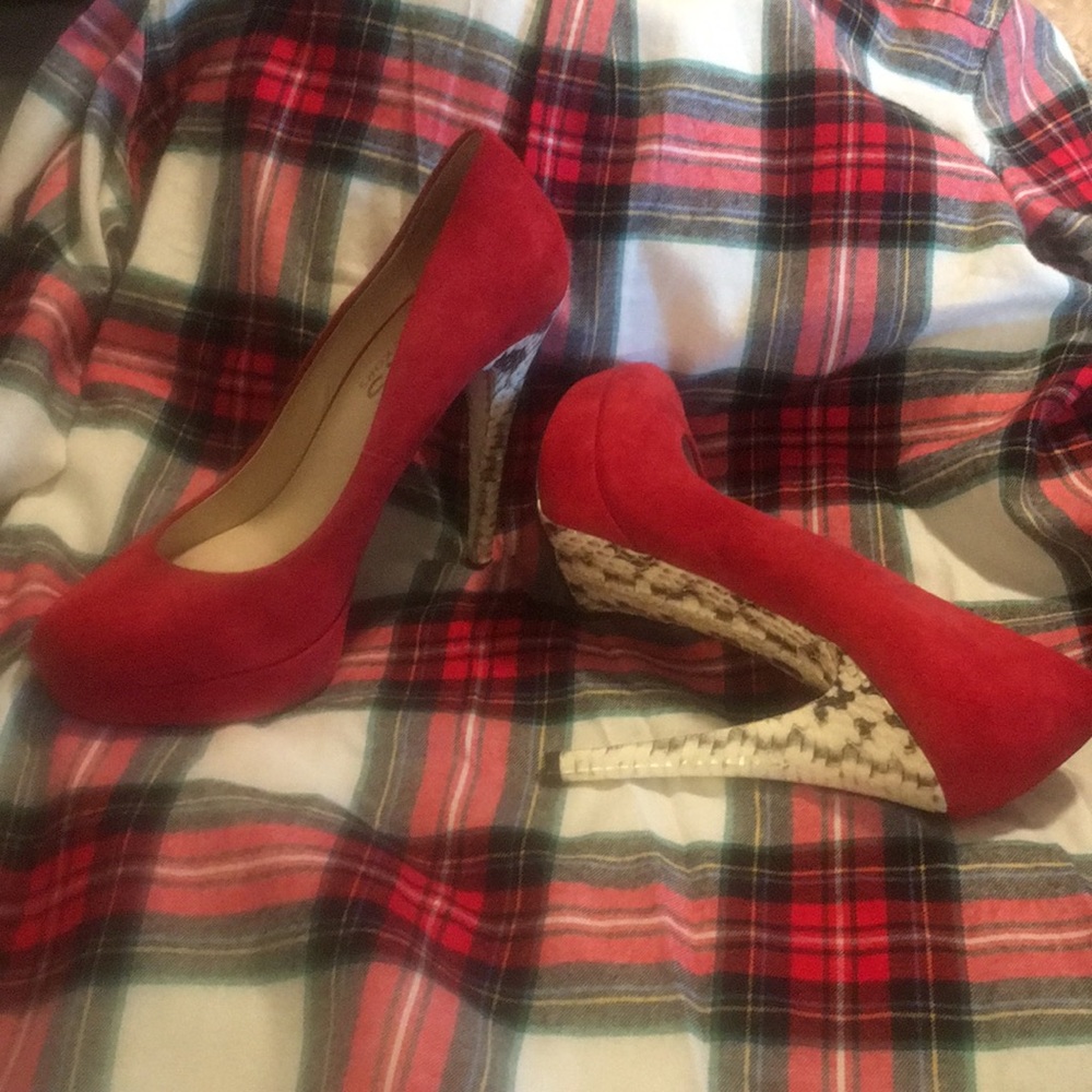 Michael Kors Snakeskin & Red Suede! HOLIDAY SHOE!!